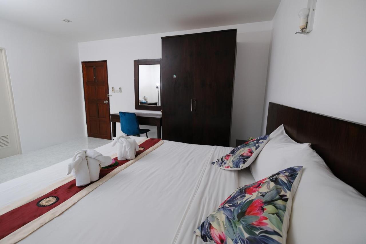 Kiwi Boutique Hotel Patong 외부 사진